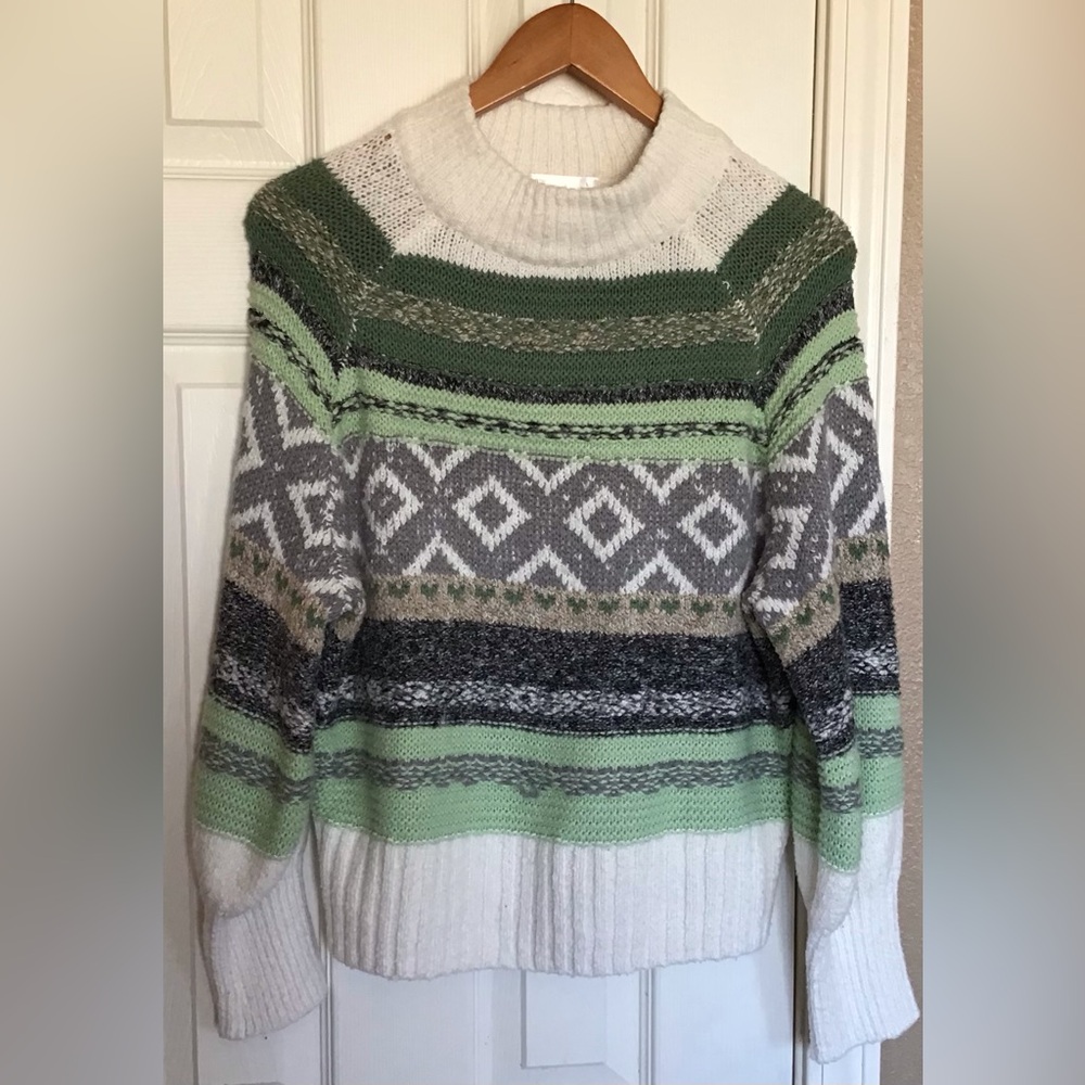 89th  & Madison Beautiful Greens & White Cozy Sweater Size Large